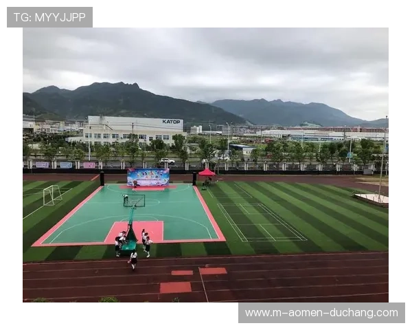 深入了解4001.com澳门百老汇的丰富娱乐节目，让您的澳门之旅充满难忘回忆